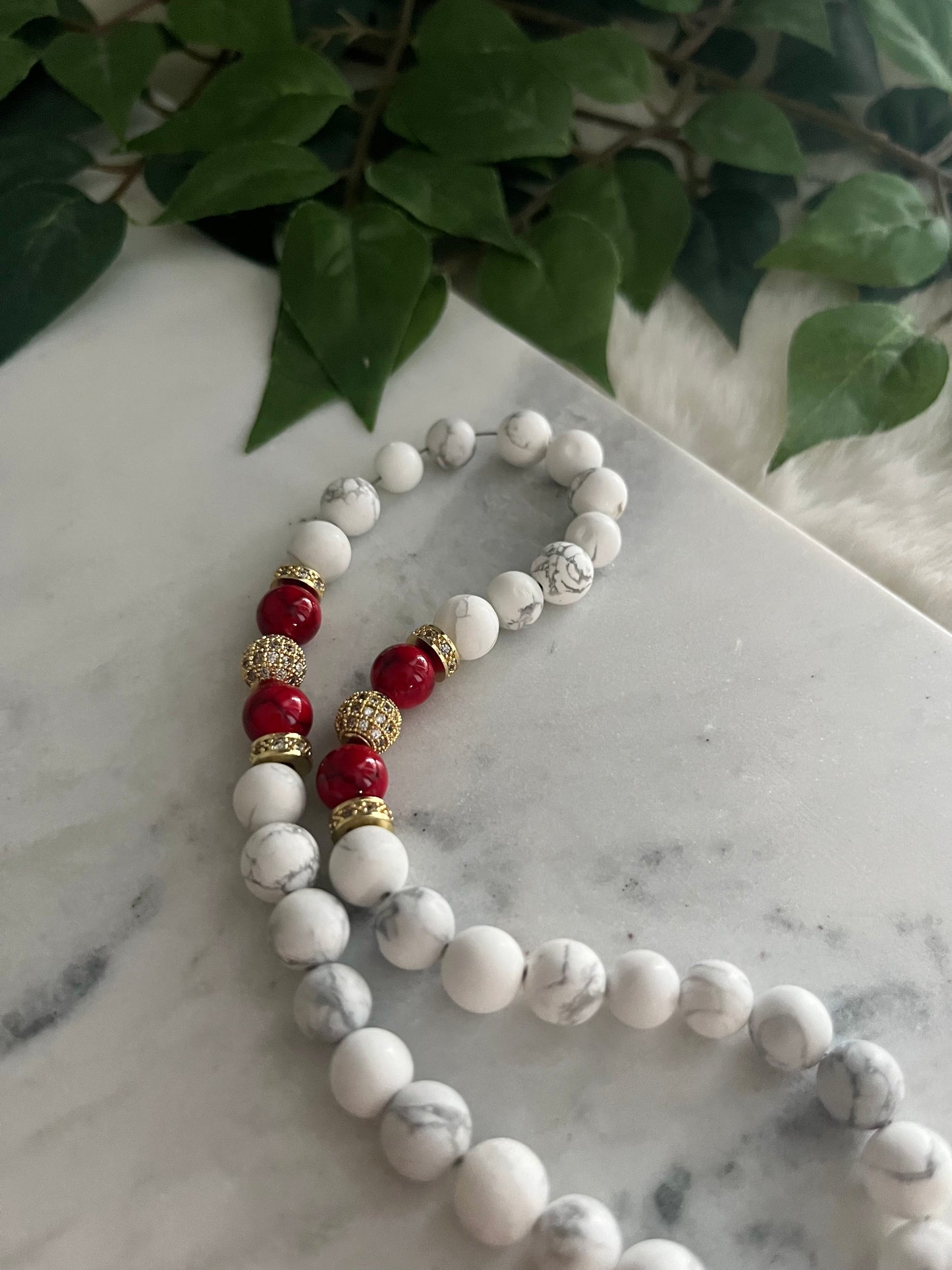 Tasbih - 33 Beads Handheld - Howlite & Red Jade - Ayatul Kursi