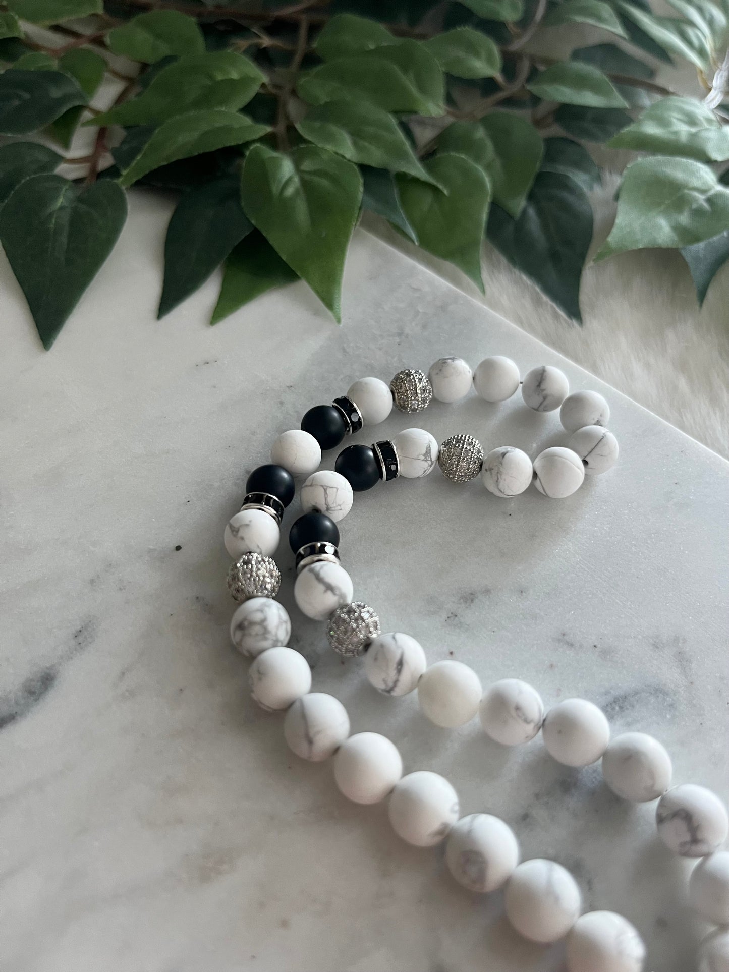 Tasbih - 33 Beads Handheld - Howlite + Matte Black - Letter